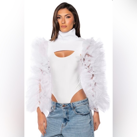 AKIRA Size Small White Virgo Layering Top & Main Character Tulle 2pc Set - Picture 7 of 15